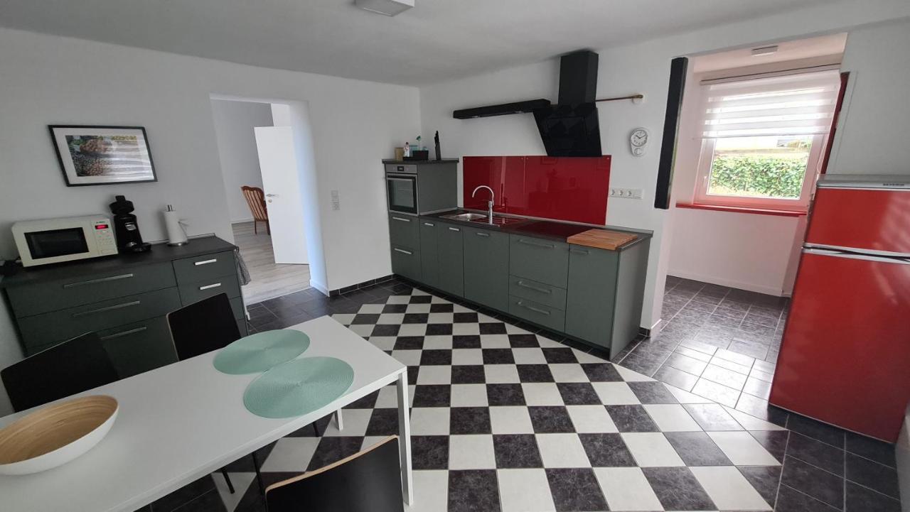 Appartement Lavendel, Ferienwohnung Mit Eigenem Eingang Wie Ein Kleines Haus Bad Salzuflen Exterior foto
